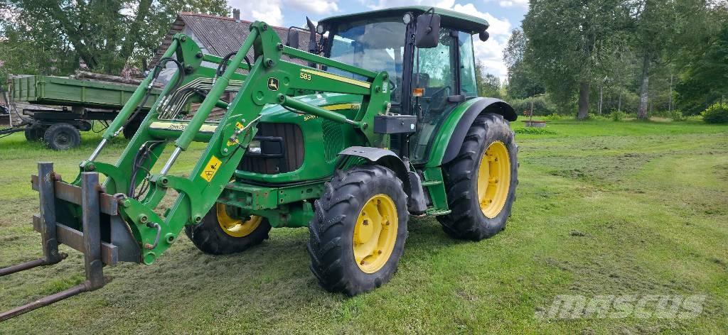 John Deere 5070 M Tractores