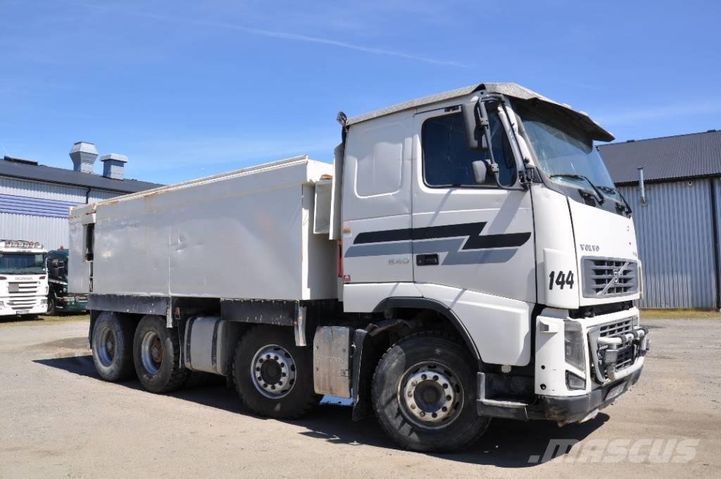 Volvo FH16 550 8X4 Camiones bañeras basculantes o volquetes