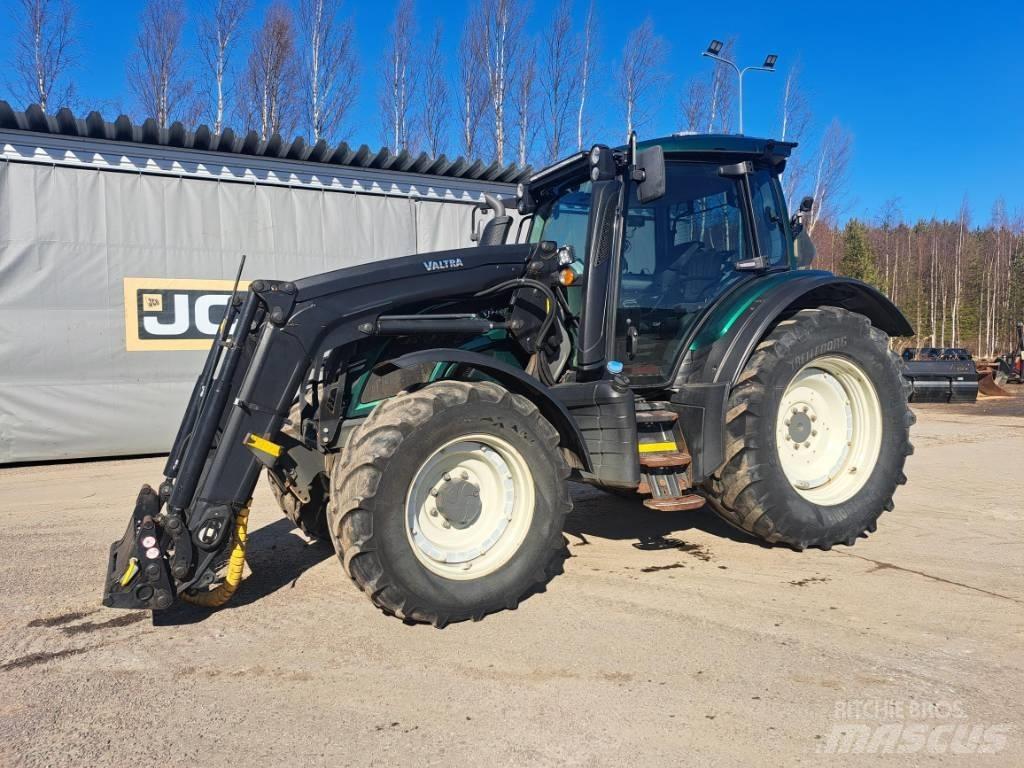 Valtra N 154 E Tractores