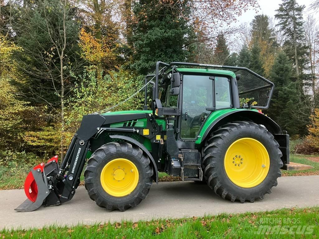 John Deere 6130M Tractor forestal