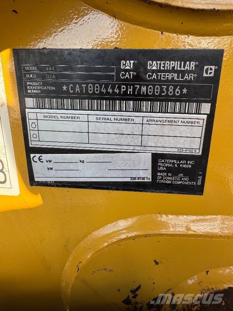 CAT 444 Retrocargadoras