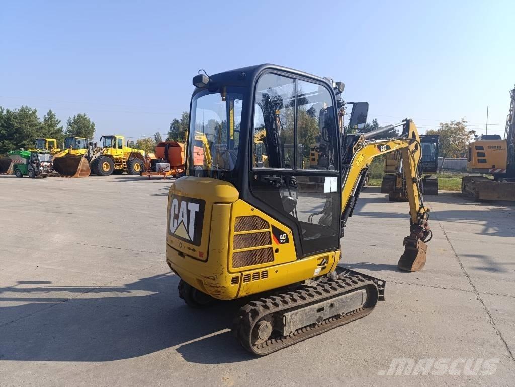 CAT 301.7 D Mini excavadoras < 7t