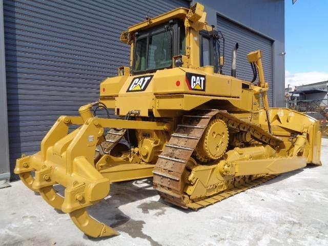 CAT D 6 T XL Bulldozers