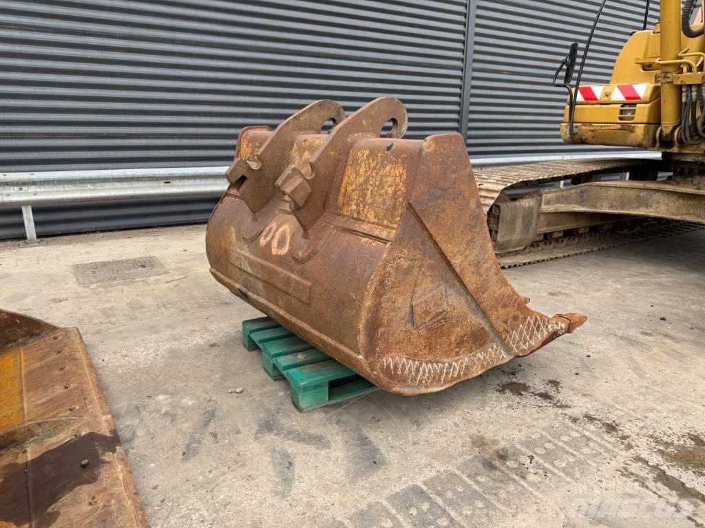 CAT 320 DL Excavadoras de cadenas