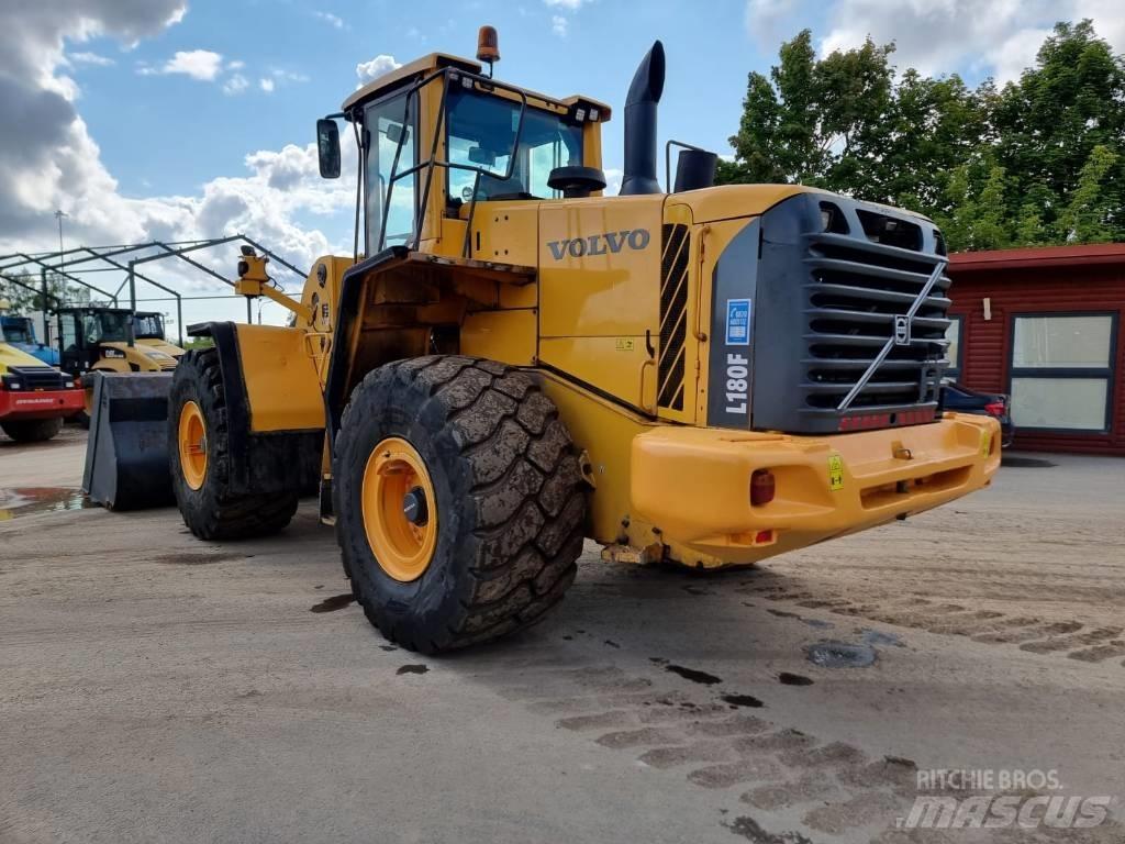 Volvo L 180 F Cargadoras sobre ruedas