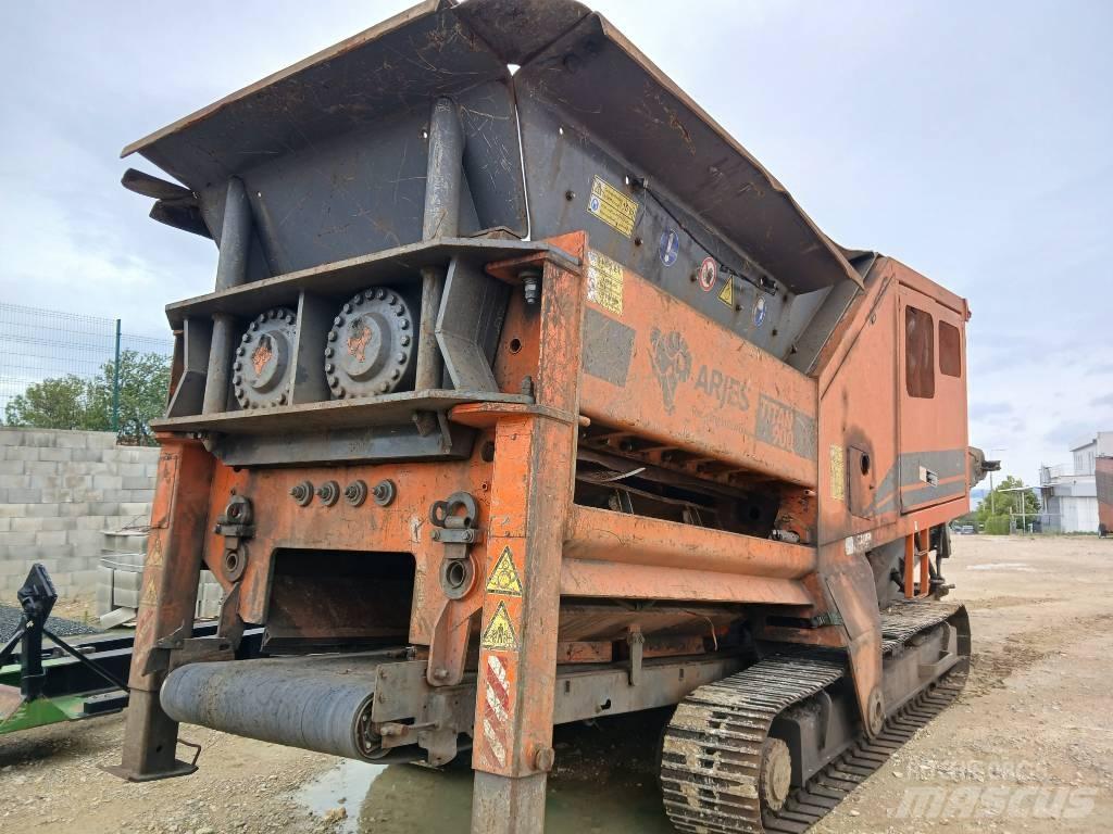 Arjes Titan 900 Trituradoras para desguace