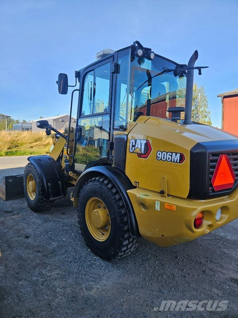 CAT 906 Cargadoras sobre ruedas