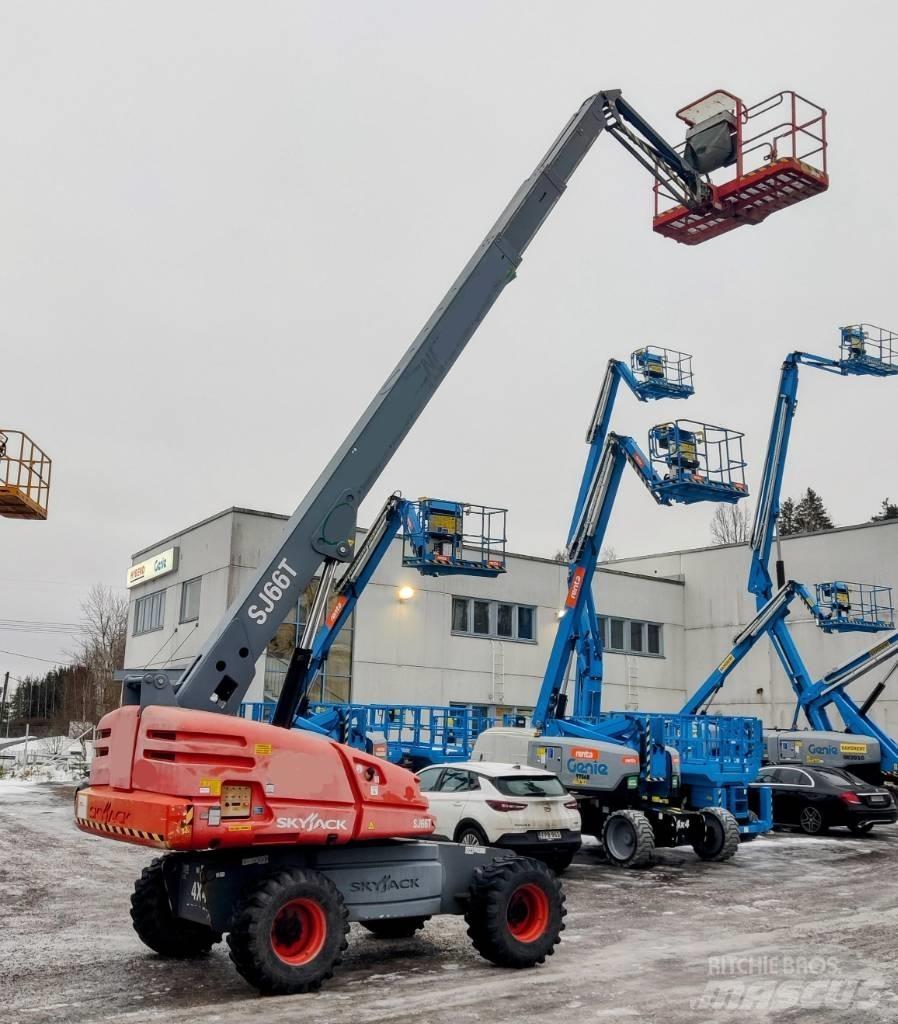 SkyJack SJ 66 T Plataforma de trabajo articulada