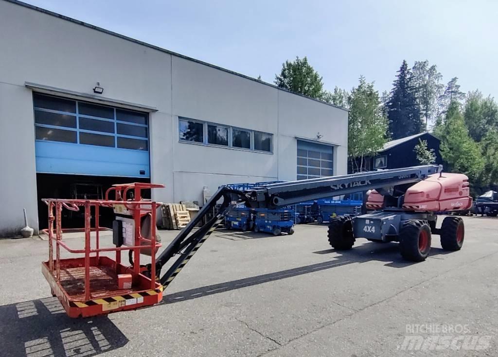 SkyJack SJ 66 T Plataforma de trabajo articulada