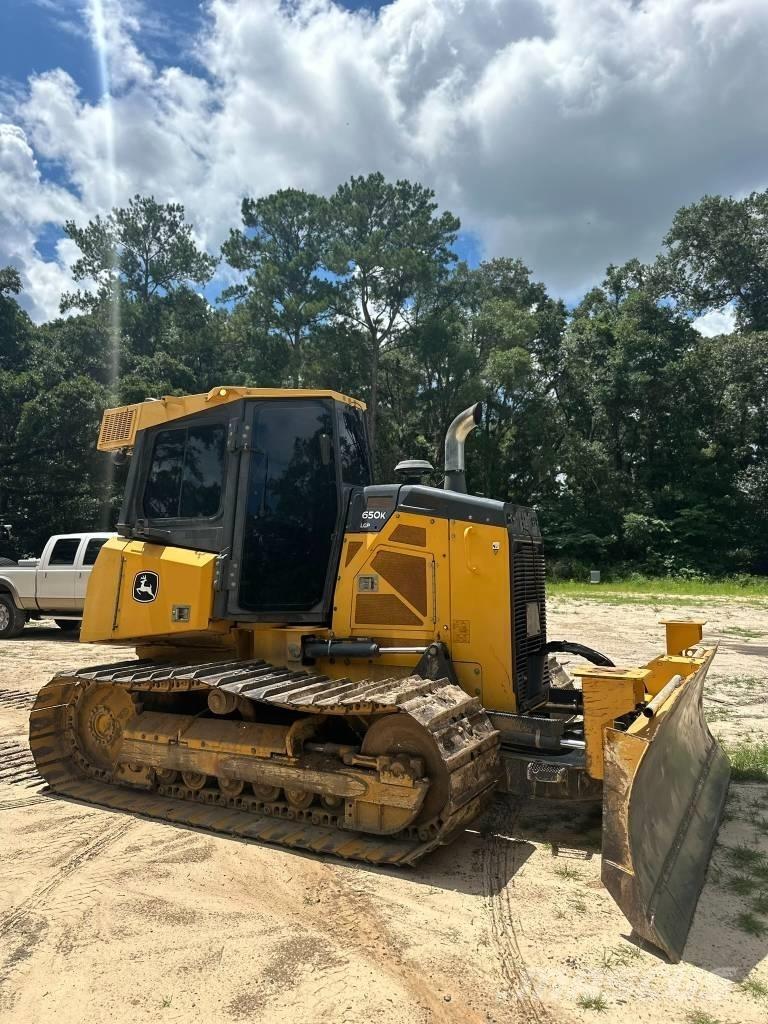 DEERE 650K Buldozer sobre oruga