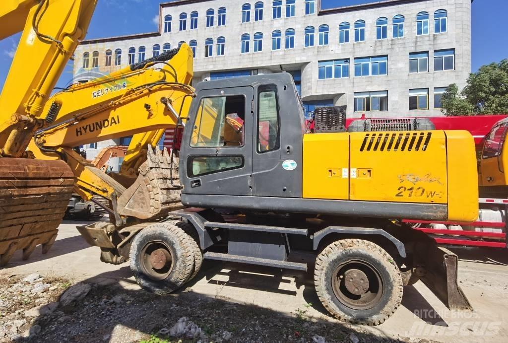 Hyundai R210W-7 Excavadoras de ruedas