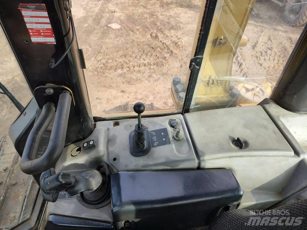 CAT D 6 N LGP Buldozer sobre oruga
