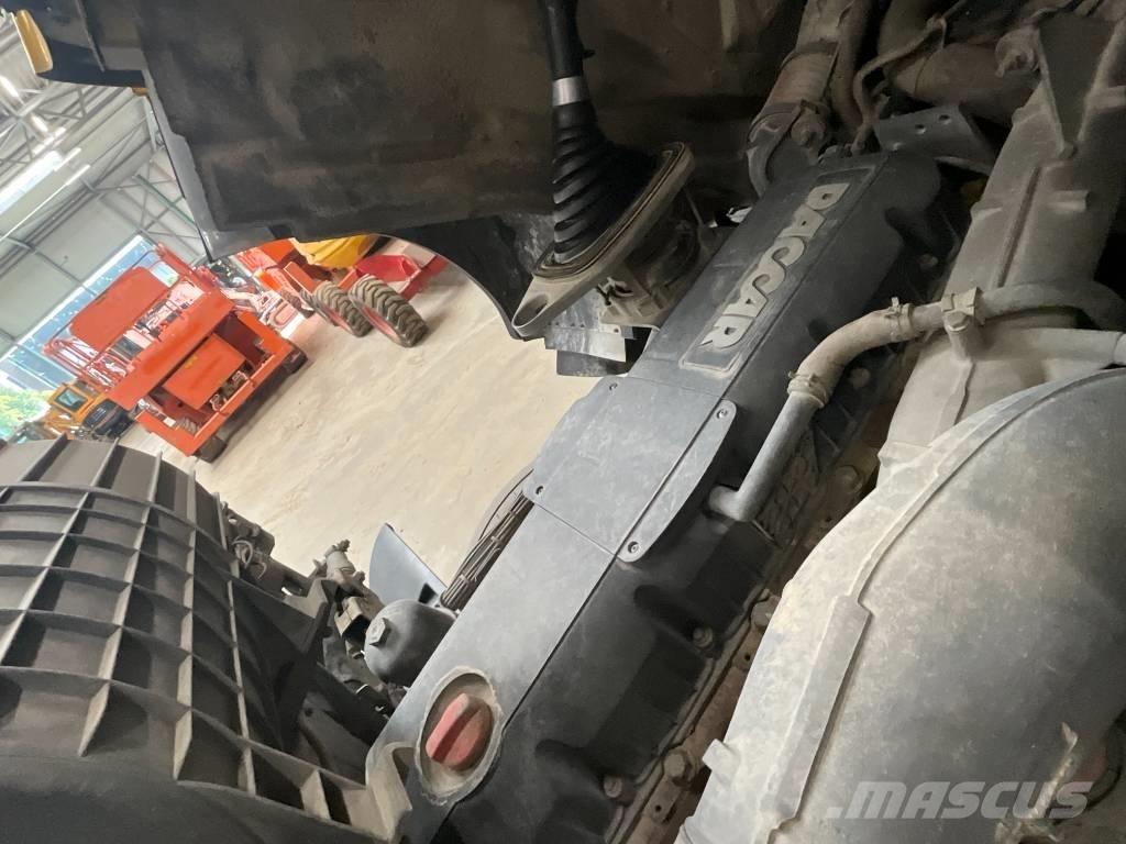 DAF CF 85.410 8X4 Camiones hormigonera