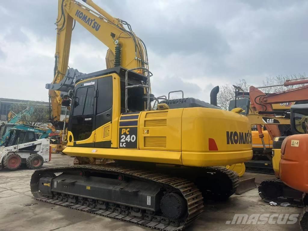Komatsu PC 240 Excavadoras de cadenas