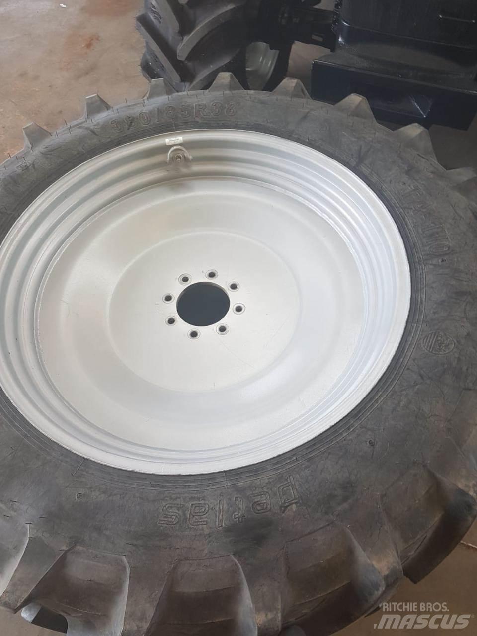 Petlas 380/85R38 Neumáticos, ruedas y llantas