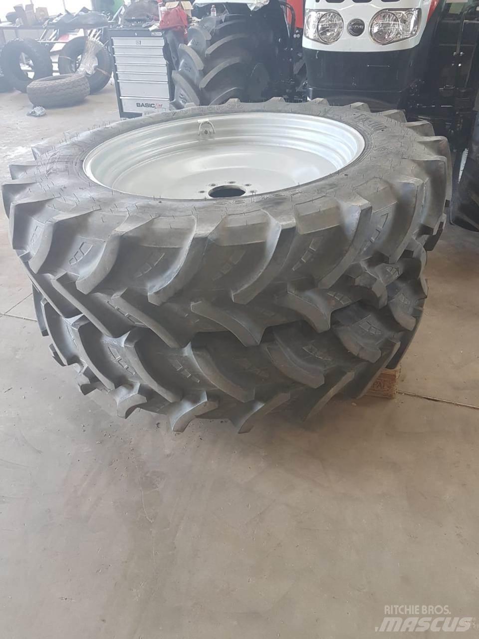 Petlas 380/85R38 Neumáticos, ruedas y llantas