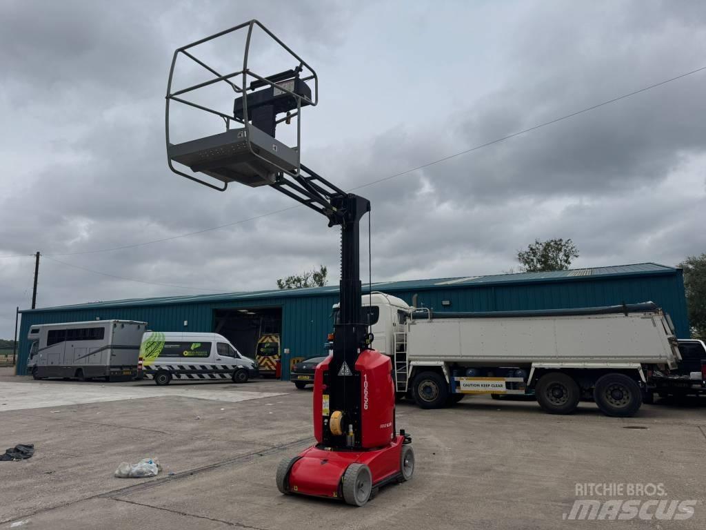 Manitou 100 VJR Ascensores de personal y montacargas de acceso