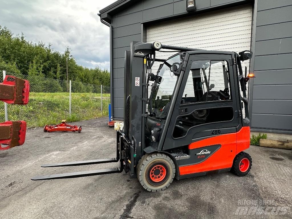 Linde E 25 -01 Carretillas de horquilla eléctrica