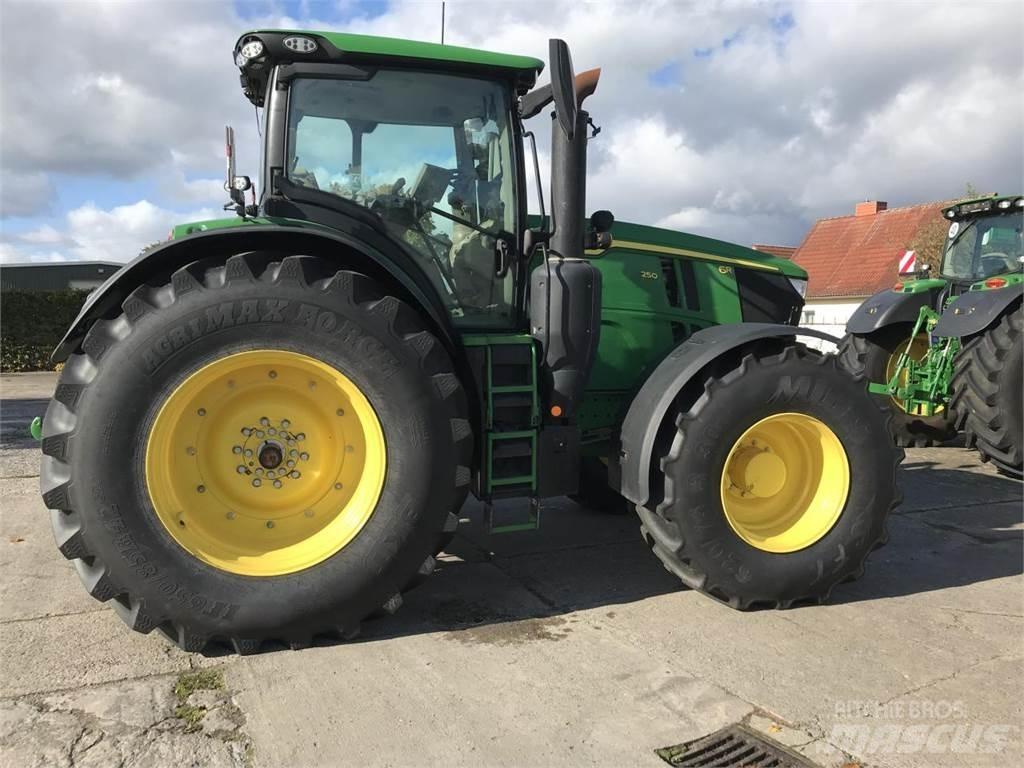 John Deere 6R 250 Tractores
