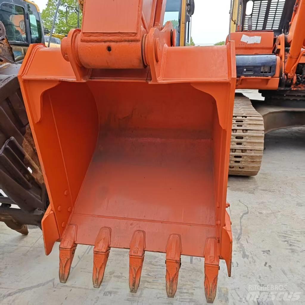 Hitachi ZX 210 Excavadoras de cadenas