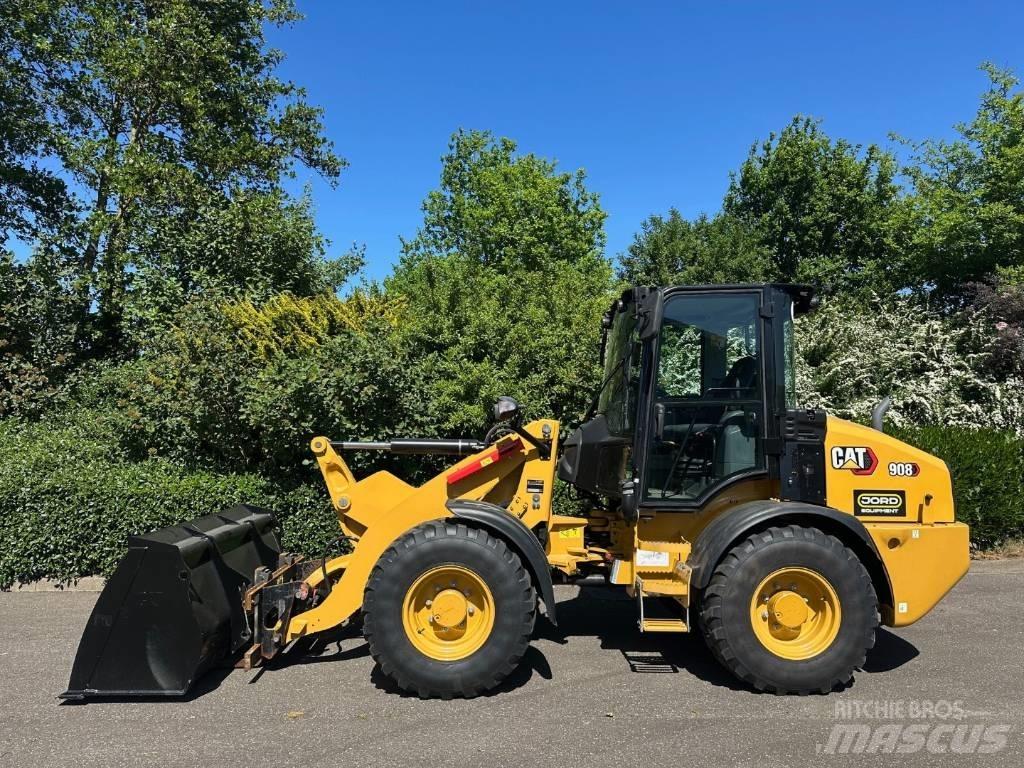 CAT 908 Cargadoras sobre ruedas
