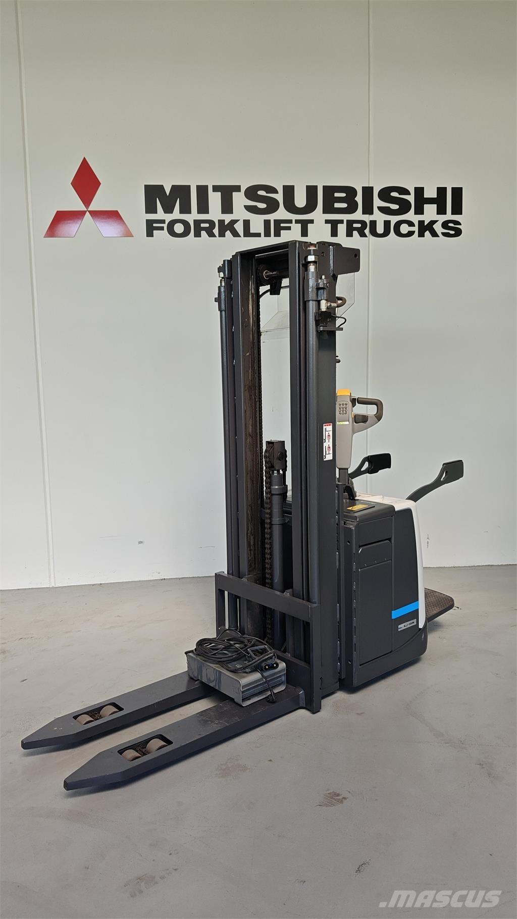 Atlet PSP125 Apiladores eléctricos autopropulsados