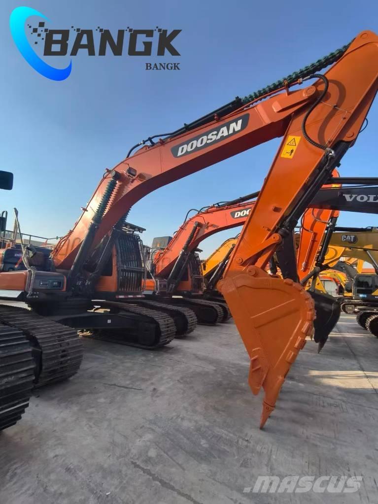 Doosan DX 300 LC Excavadoras de cadenas