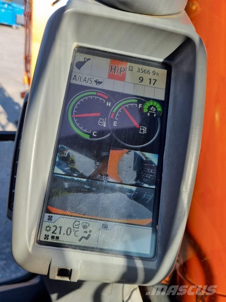 Hitachi ZX 135 US-6 Excavadoras de cadenas