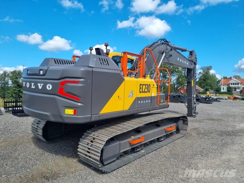 Volvo EC 230 FL Excavadoras de cadenas