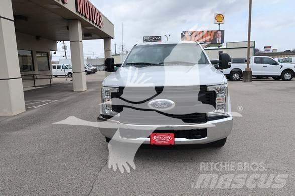 Ford F250 SD Construcción - Otros