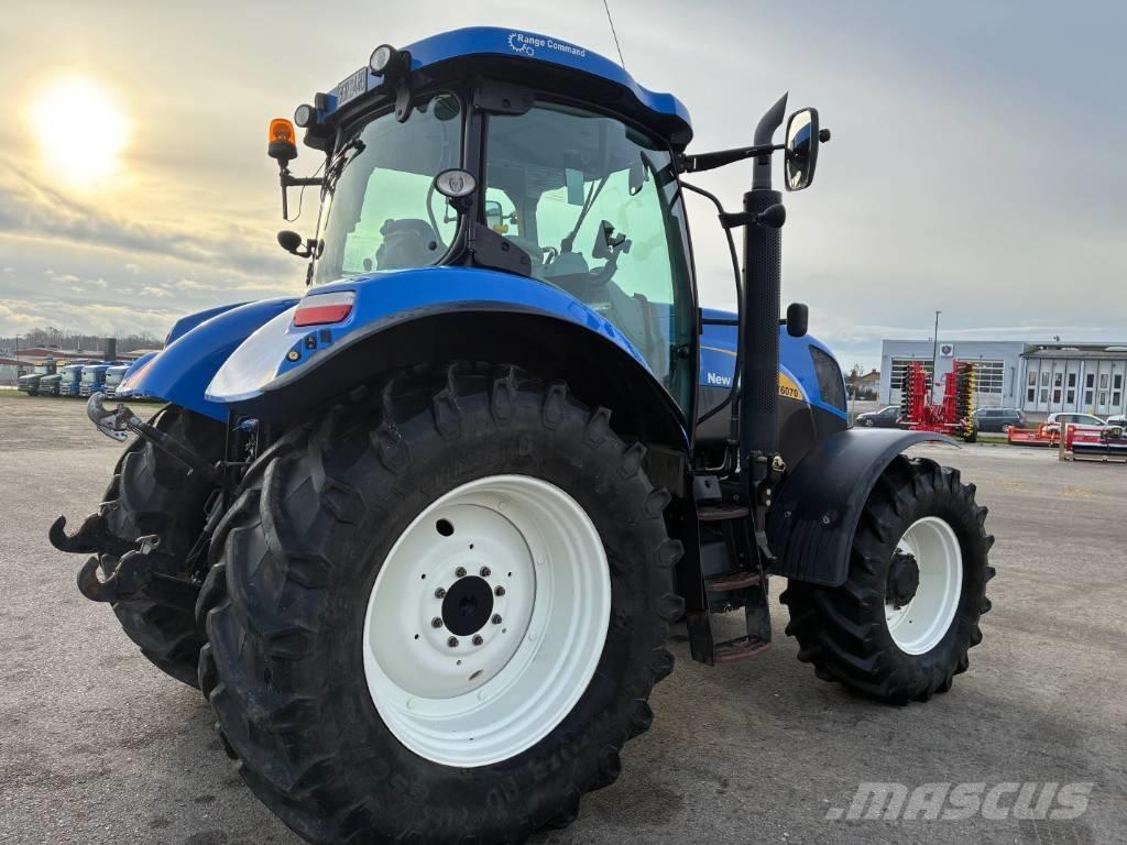 New Holland T 6070 Tractores