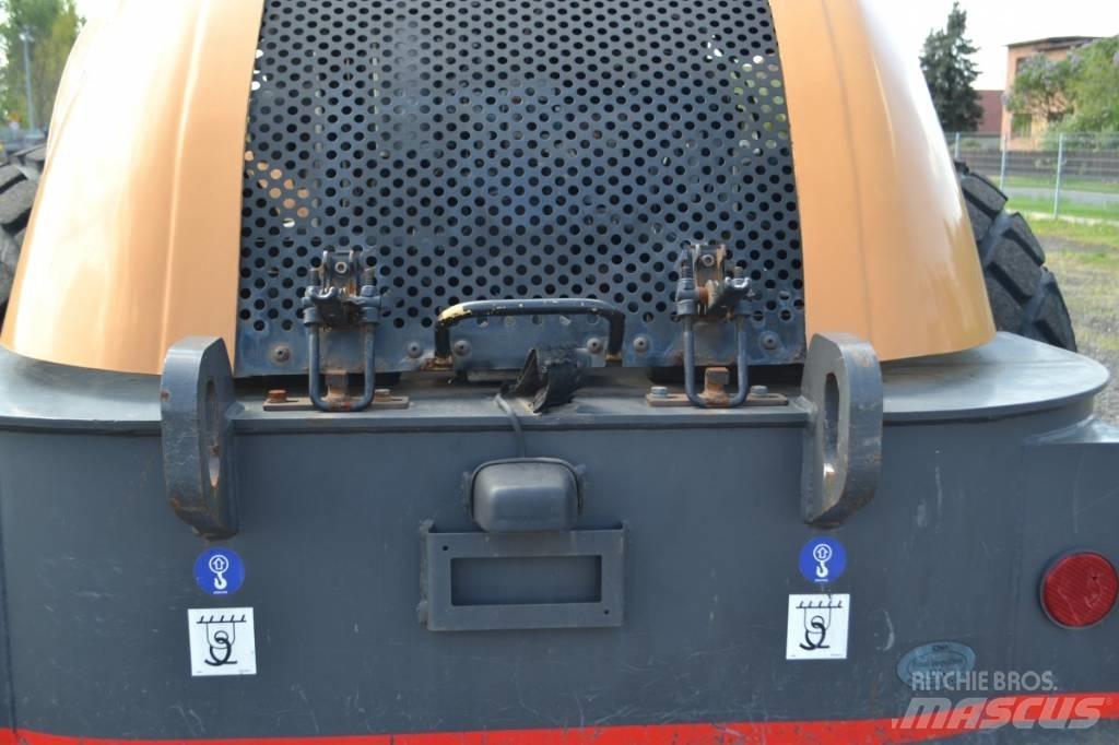 CASE 1110 EX-D Rodillos de un solo tambor