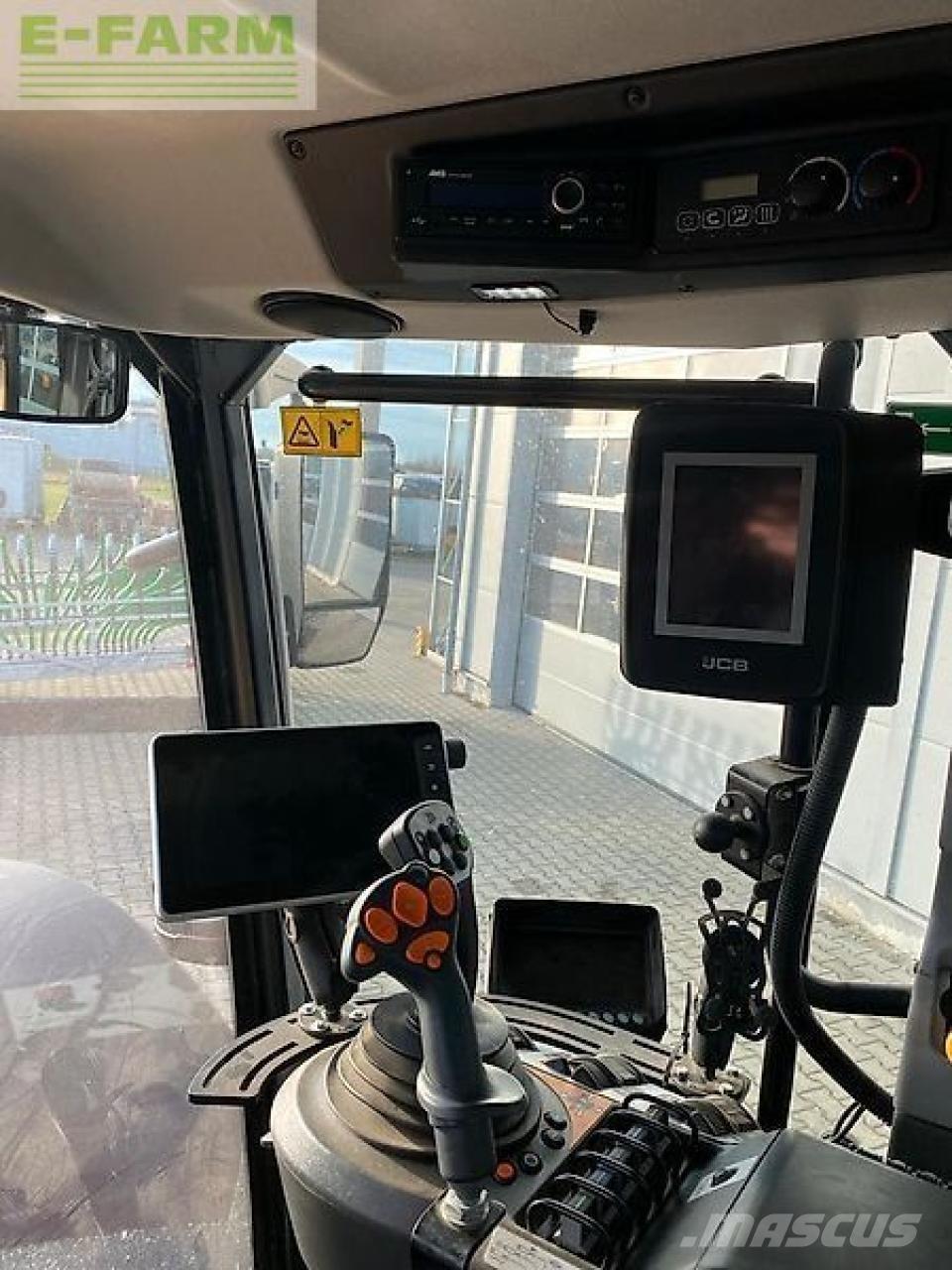 JCB 4220 fatsrac Tractores