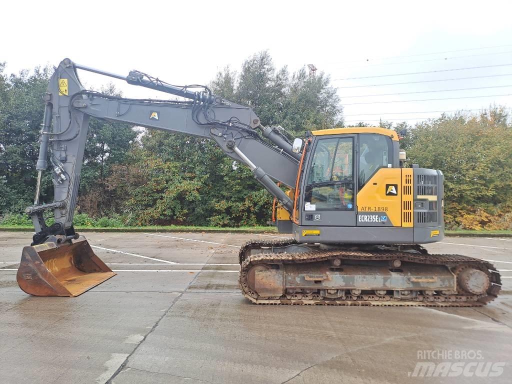 Volvo ECR 235 E Excavadoras de cadenas
