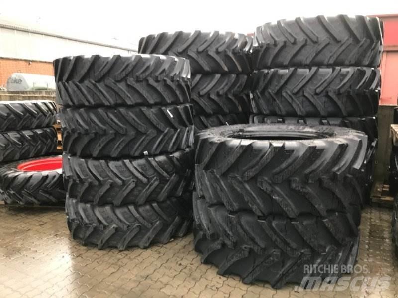 BKT 650/85R38 Neumáticos, ruedas y llantas