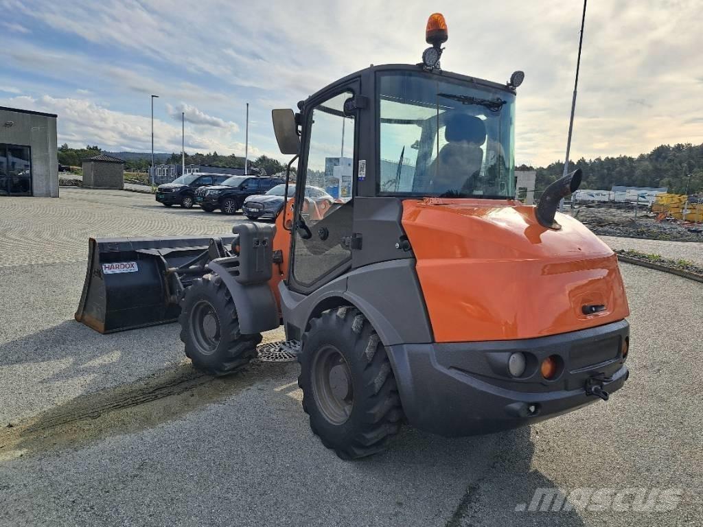 Hitachi ZW 75 Cargadoras sobre ruedas