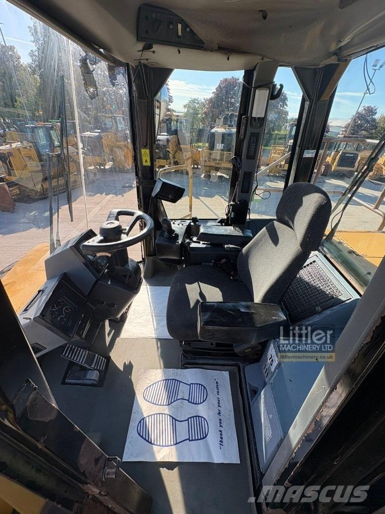 CAT 824 H Buldozer sobre ruedas