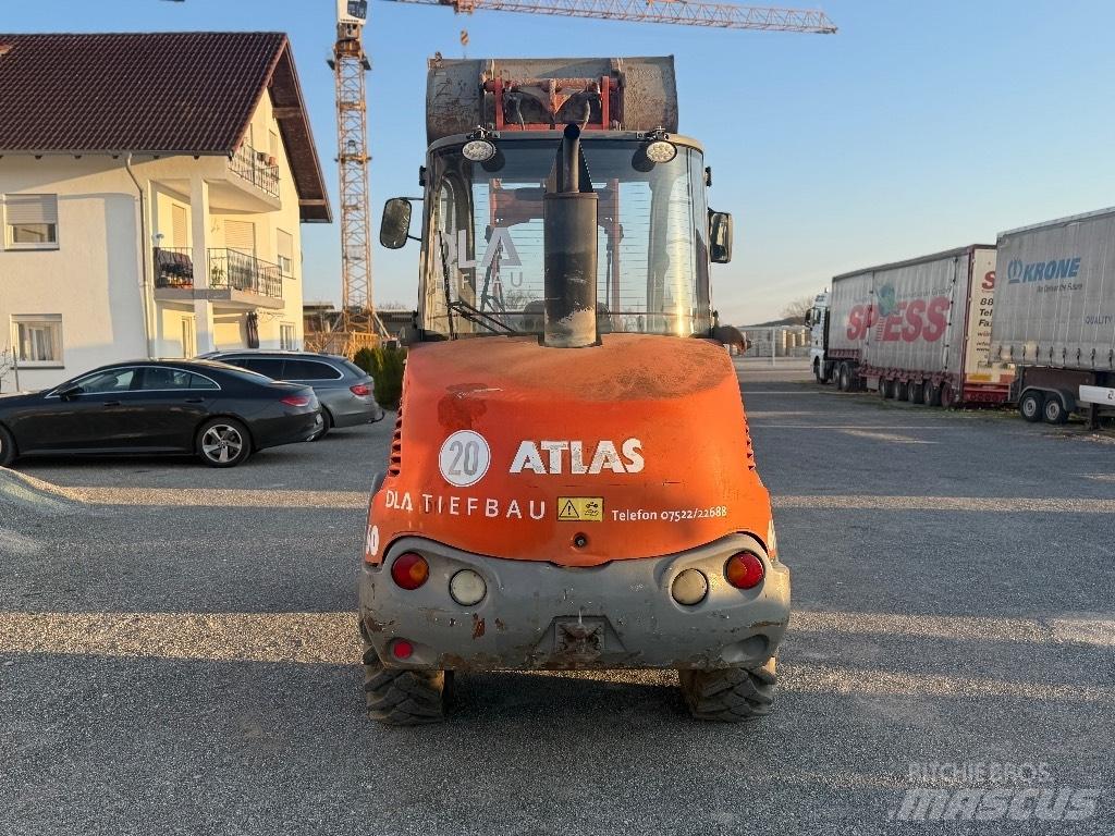 Atlas AR 60 Cargadoras sobre ruedas