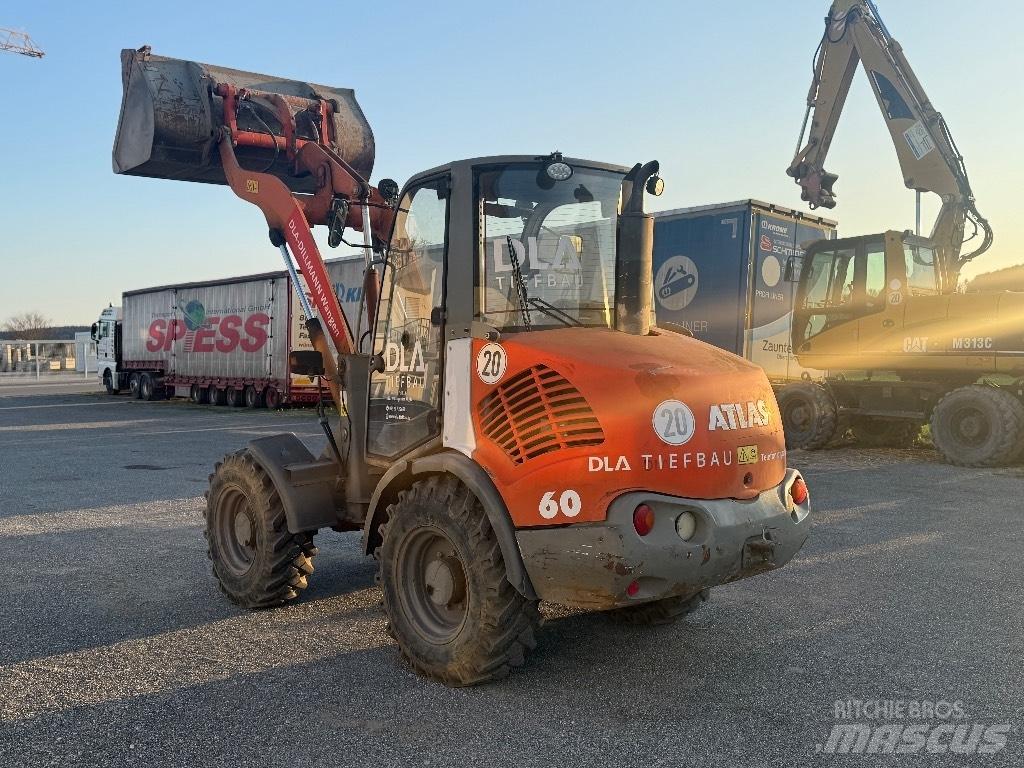 Atlas AR 60 Cargadoras sobre ruedas