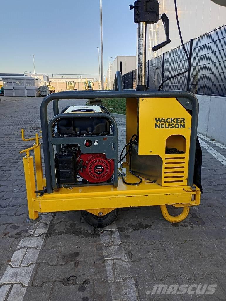 Wacker Neuson LBM 1 Generadores de luz