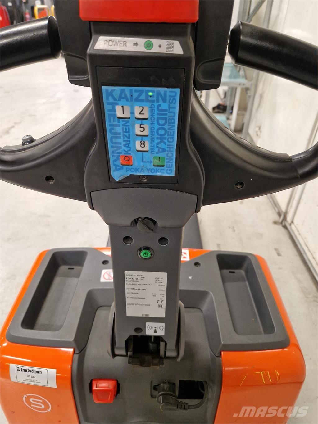 Toyota LWE130 Apiladores eléctricos