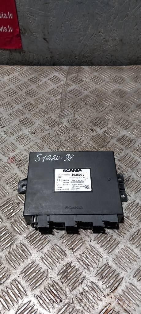 Scania G 400   3025979 Electrónicos