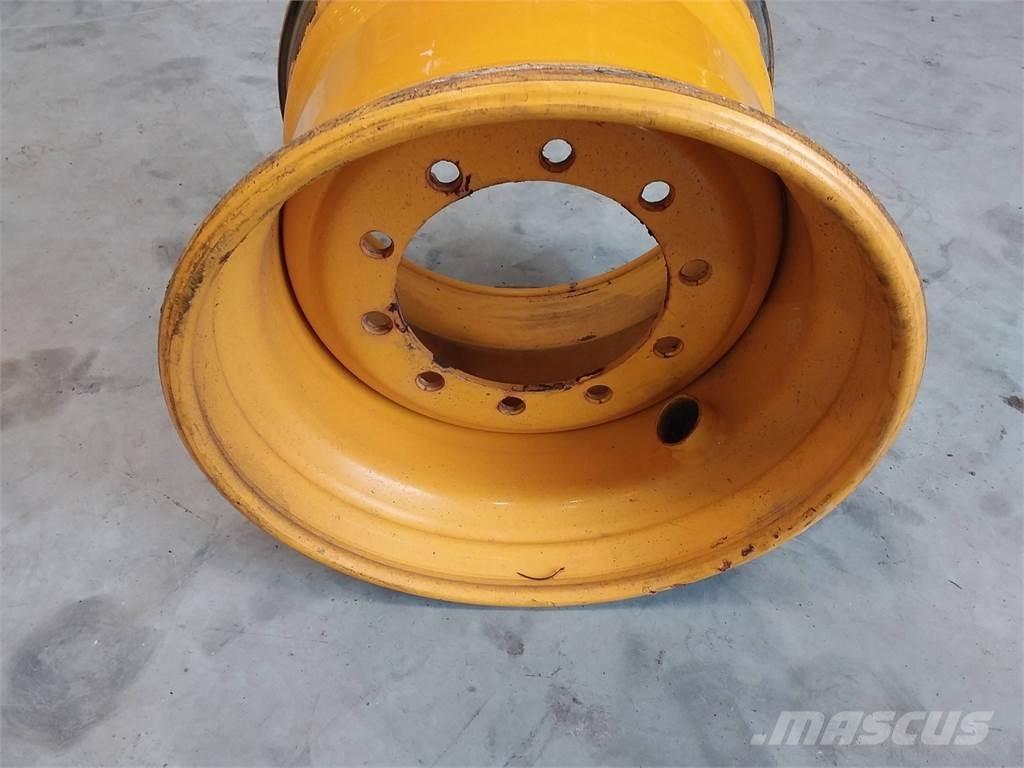 Rottne H11 20x24,5 Neumáticos, ruedas y llantas