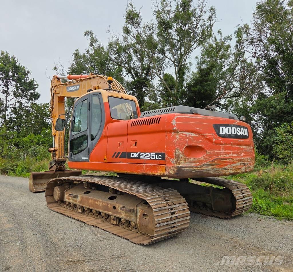 Doosan DX 225 LC Excavadoras de cadenas