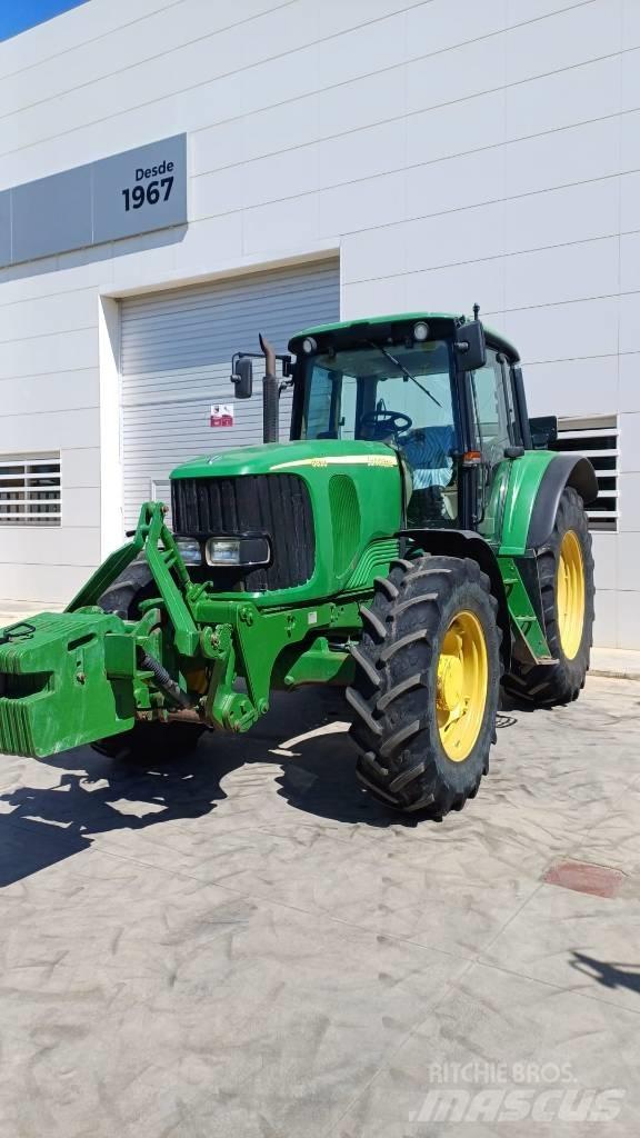 John Deere 6820 Tractores