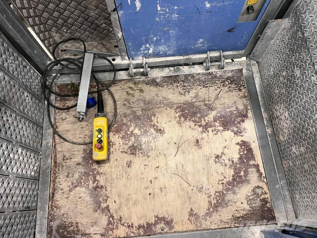 Geda 300 Z-ZP Montacargas de obra