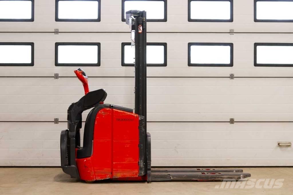 Linde L 14 Apiladores eléctricos autopropulsados