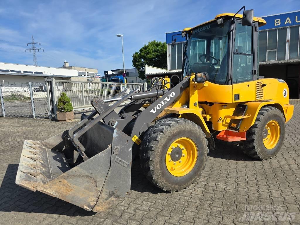 Volvo L 30 G Cargadoras sobre ruedas