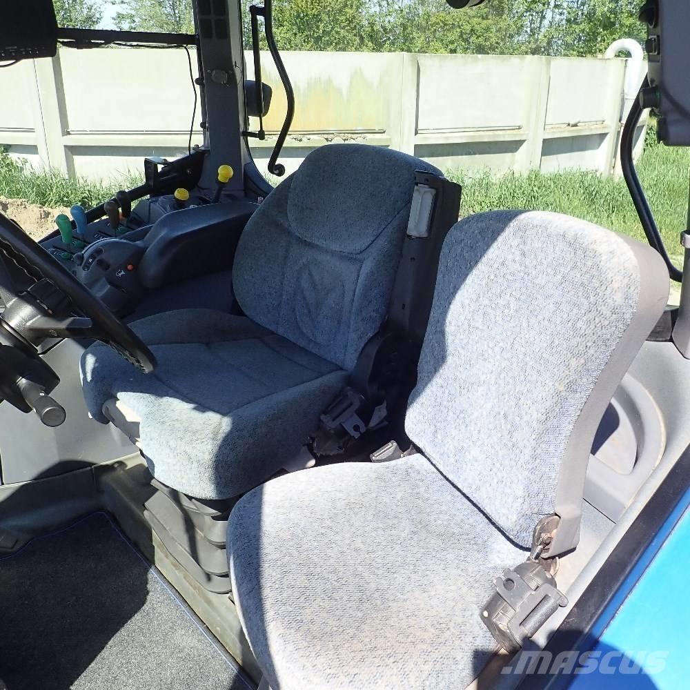 New Holland TA 135 A Tractores
