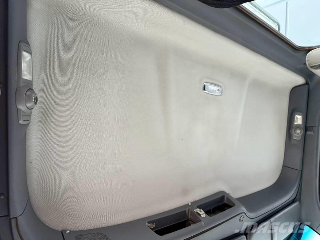 Peterbilt 567 Cabezas tractoras